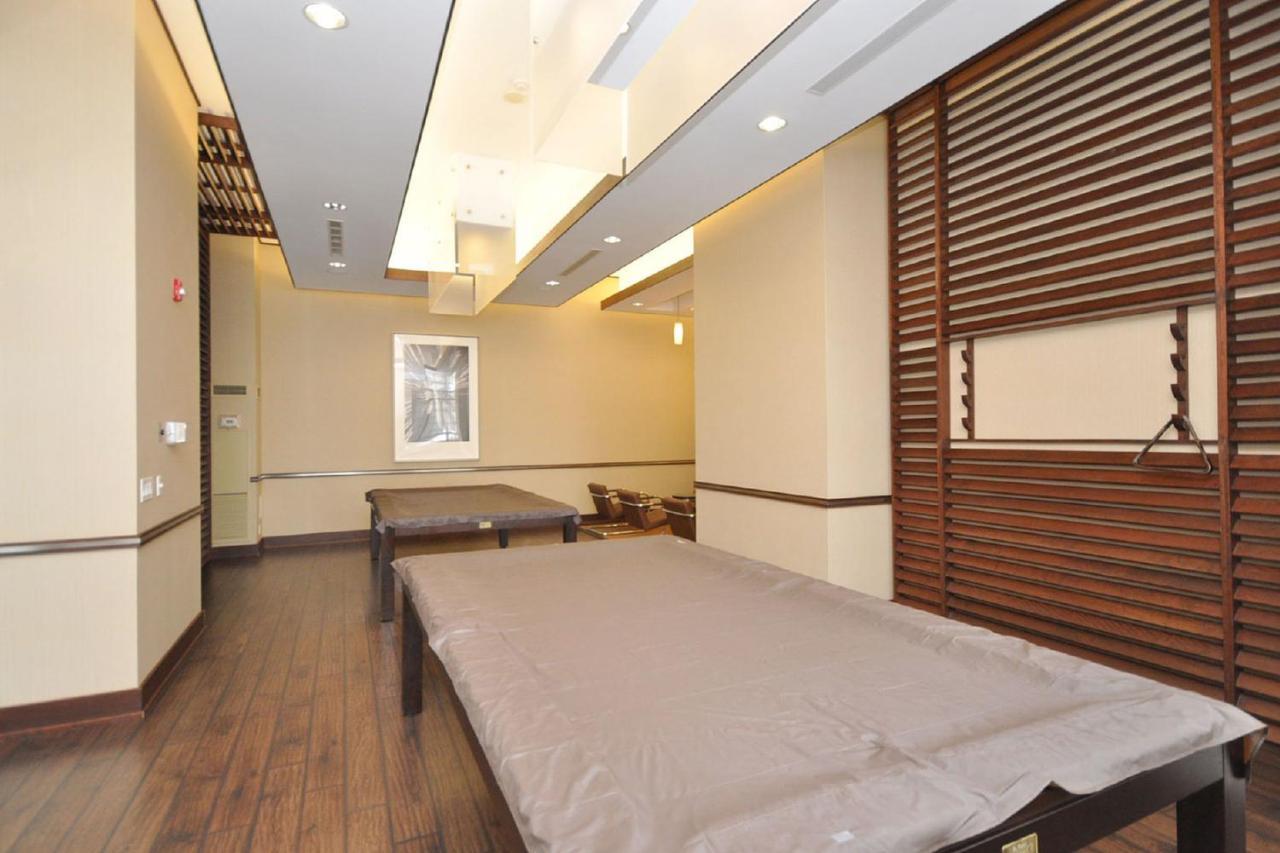 Royal Stays Furnished Apartments - Square One Mississauga Ngoại thất bức ảnh