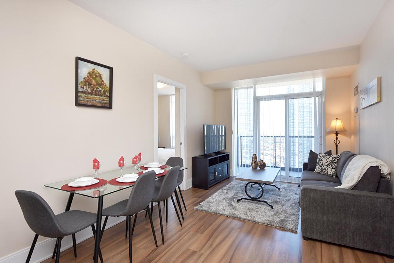 Royal Stays Furnished Apartments - Square One Mississauga Ngoại thất bức ảnh